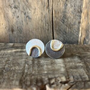 Meniški rankų darbo sidabro papuošalai